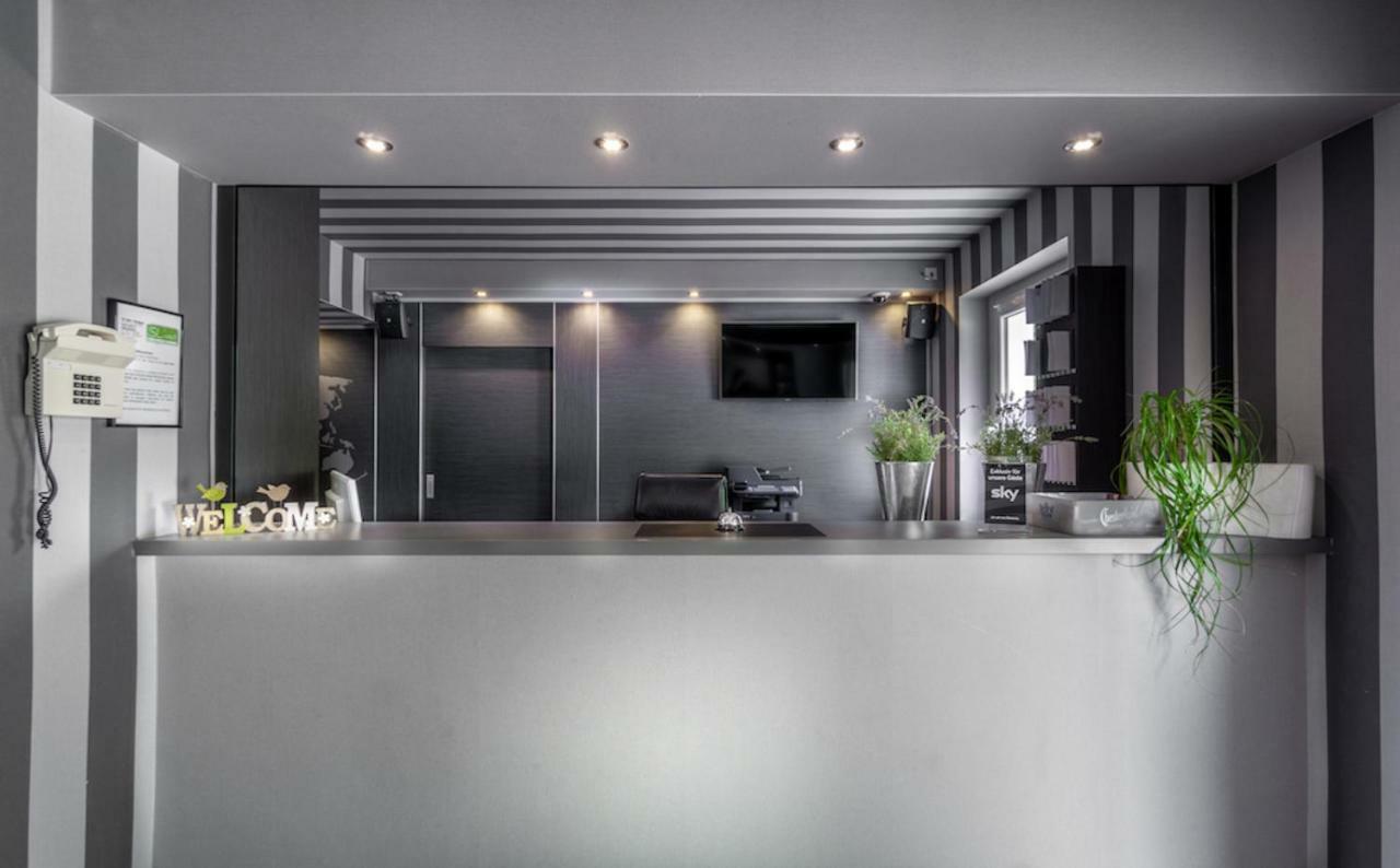 Sl'Otel Budget Бернбург Экстерьер фото